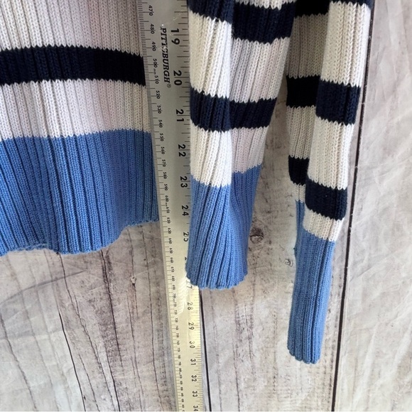 Vineyard Vines Ribbed Blue and White Striped Sweater Embroidered details Medium - Picture 7 of 7